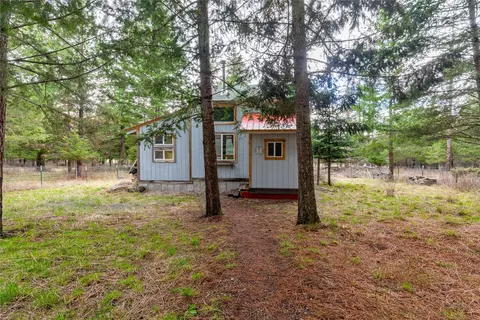 39097 Minesinger Ln, Polson, MT 59860