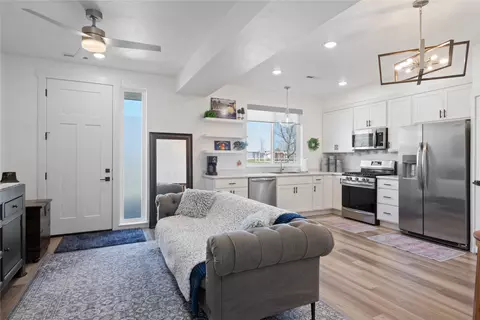 Entry Way - 233 Fairgrounds Rd, Hamilton, MT 59840 photo 1 of 7