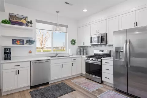 Kitchen - 233 Fairgrounds Rd, Hamilton, MT 59840 photo 1 of 3