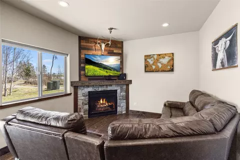 Living - 239 Forest Edge Trl, Kalispell, MT 59901 photo 3 of 3