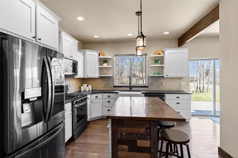 Kitchen - 239 Forest Edge Trl, Kalispell, MT 59901 photo 3 of 4