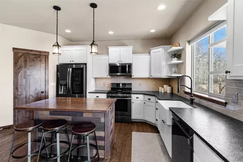 Kitchen - 239 Forest Edge Trl, Kalispell, MT 59901 photo 4 of 4