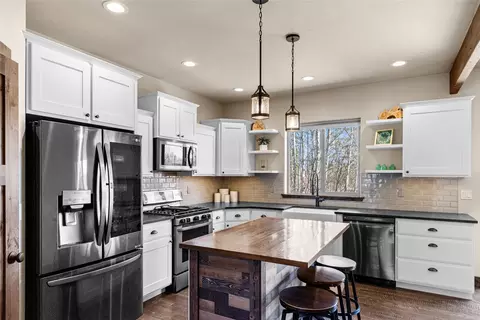 Kitchen - 239 Forest Edge Trl, Kalispell, MT 59901 photo 2 of 4