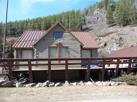 500 Pine St, Neihart, MT 59465