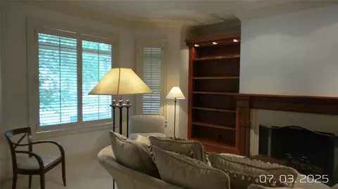 Living - 223 3rd Ave N, Great Falls, MT 59401 photo 2 of 4