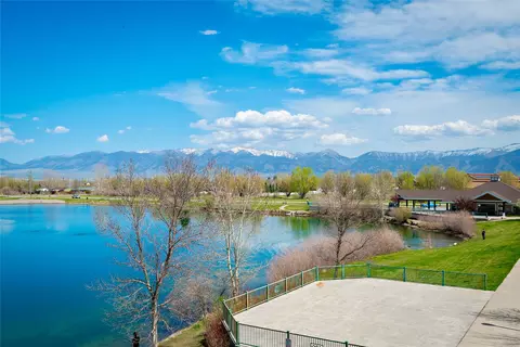 129 Village Dr #301B, Belgrade, MT 59714