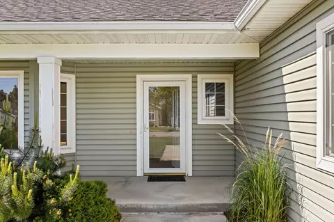 Entry Way - 73 W Northview Loop, Kalispell, MT 59901 photo 1 of 2