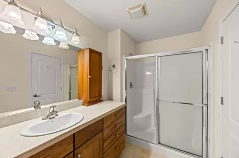 Bath - 73 W Northview Loop, Kalispell, MT 59901 photo 3 of 3