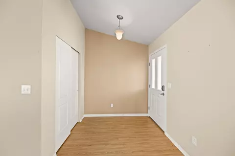 Entry Way - 73 W Northview Loop, Kalispell, MT 59901 photo 2 of 2