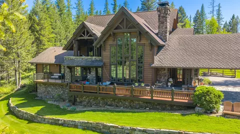 633 Beaver Creek Ranch Rd, Whitefish, MT 59937