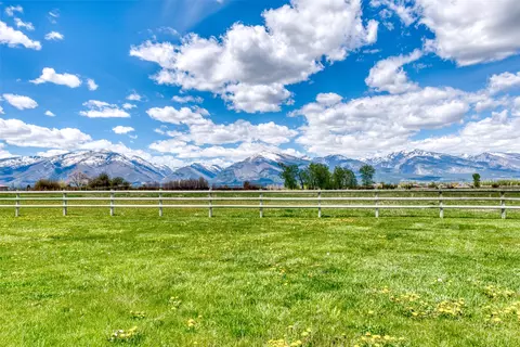 Exterior - 1288 Golf Course Rd, Hamilton, MT 59840 photo 6 of 10