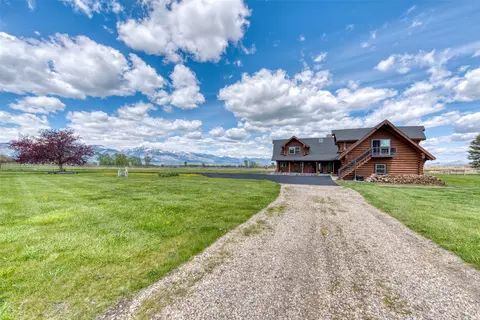 Exterior - 1288 Golf Course Rd, Hamilton, MT 59840 photo 1 of 10