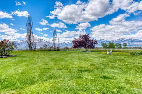 Exterior - 1288 Golf Course Rd, Hamilton, MT 59840 photo 5 of 10