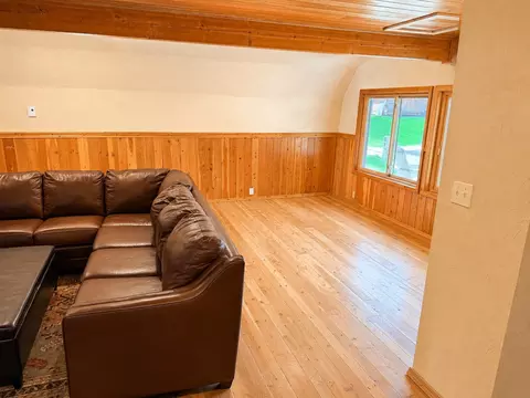 Living - 623 Delrey Rd, Whitefish, MT 59937 photo 1 of 10
