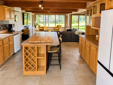 Kitchen - 623 Delrey Rd, Whitefish, MT 59937 photo 3 of 4