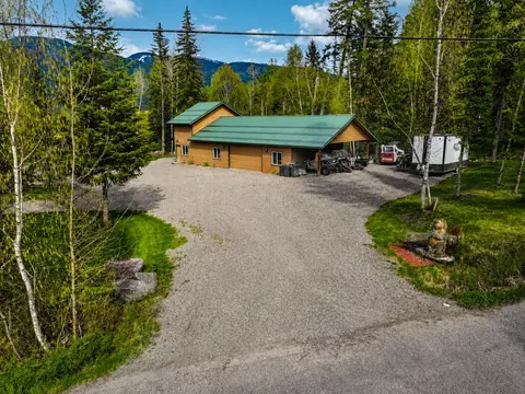 Exterior - 623 Delrey Rd, Whitefish, MT 59937 photo 7 of 12