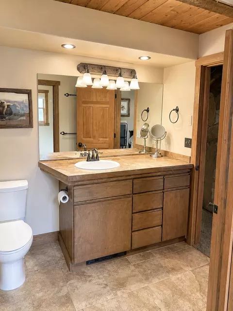 Bath - 623 Delrey Rd, Whitefish, MT 59937 photo 5 of 8