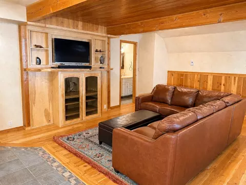 Living - 623 Delrey Rd, Whitefish, MT 59937 photo 3 of 10