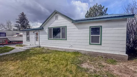 204 S Harrison Ave, Townsend, MT 59644