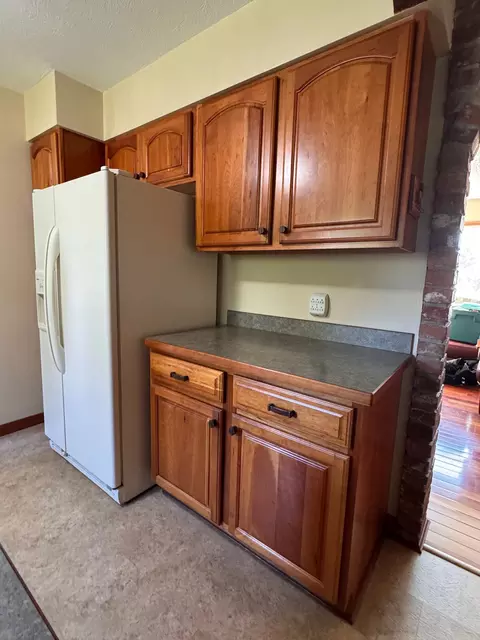 Kitchen - 258 Farview Dr, Kalispell, MT 59901 photo 2 of 3