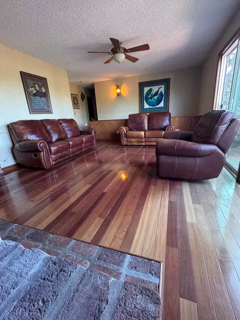 Living - 258 Farview Dr, Kalispell, MT 59901 photo 2 of 6