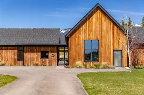 1768 E 2nd St, Whitefish, MT 59937