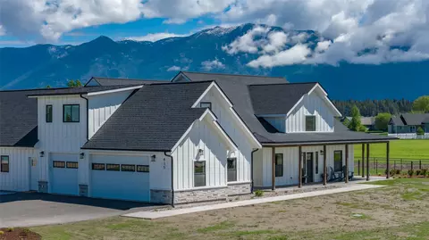 415 Charlotte Peak Dr, Kalispell, MT 59901