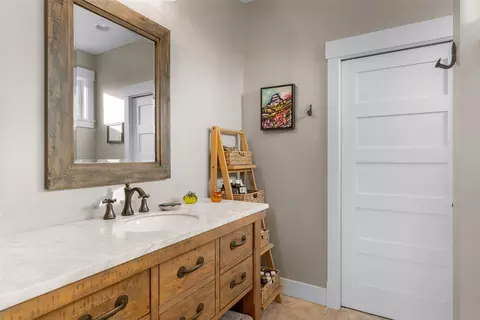 Bath - 451 Bitterroot Dr, Florence, MT 59833 photo 3 of 3