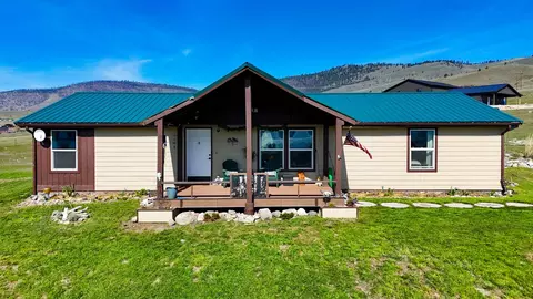 25655 Left Hand Dr, Elmo, MT 59915