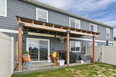 961 N Camas Ln, Kalispell, MT 59901