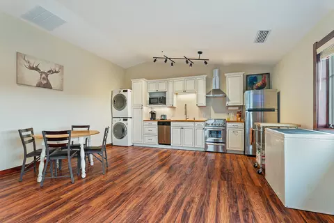 Kitchen - 16 Grassy Mountain Rd, Clancy, MT 59634 photo 4 of 4