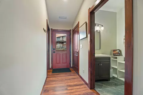Entry Way - 16 Grassy Mountain Rd, Clancy, MT 59634 photo 2 of 3
