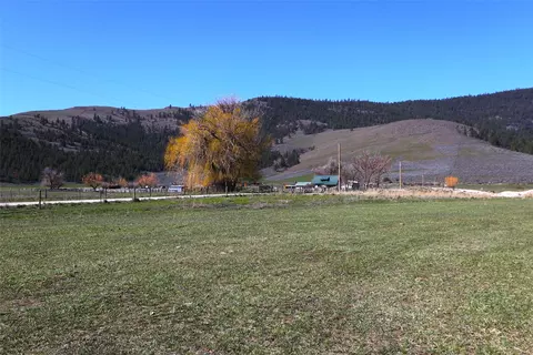 182 Patton Rd, Lonepine, MT 59848