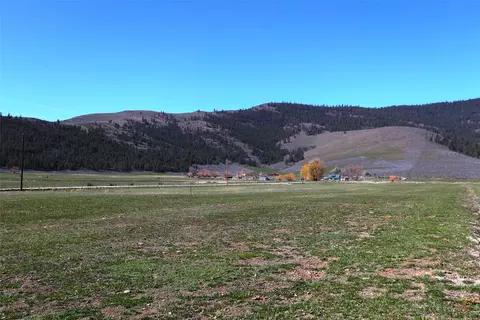168 Patton Rd, Lonepine, MT 59848