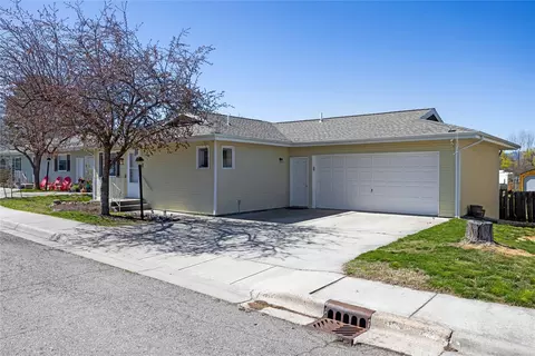 1017 Lynn Ln, Missoula, MT 59801