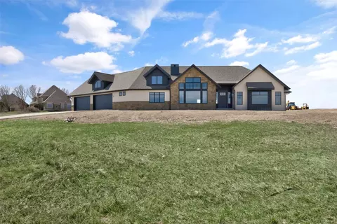 2 Spring View Ln, Great Falls, MT 59404