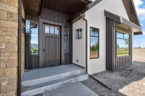 Exterior - 2 Spring View Ln, Great Falls, MT 59404 photo 2 of 9