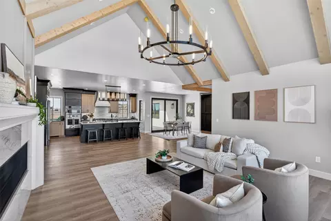 Living - 2 Spring View Ln, Great Falls, MT 59404 photo 2 of 3