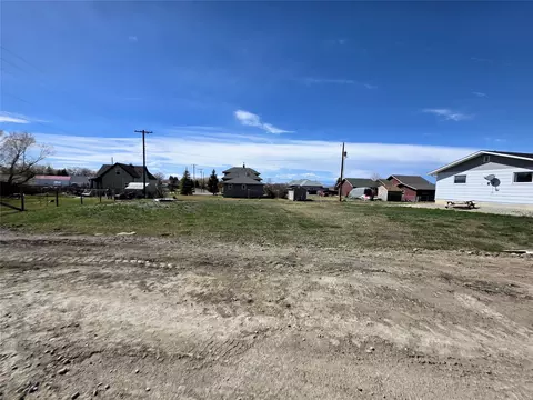 202 Rice Ave, Choteau, MT 59422