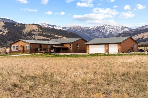 12 Bugle Ct, Winston, MT 59647