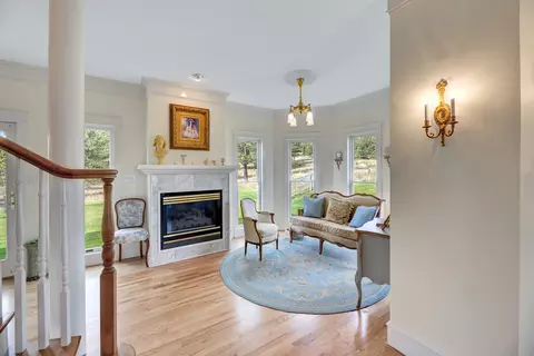 Living - 120 Forest Park Dr, Clancy, MT 59634 photo 2 of 5