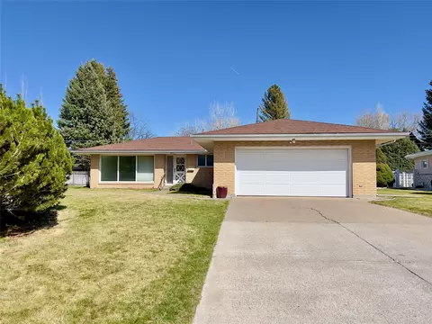 1817 Beech Dr, Great Falls, MT 59404
