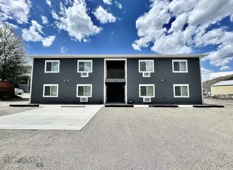 301 Spring St, Gardiner, MT 59030