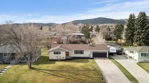 View/Area - 2215 E 6th Ave, Helena, MT 59601 photo 1 of 6
