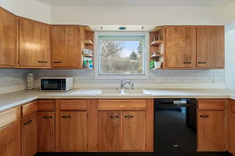 Kitchen - 2215 E 6th Ave, Helena, MT 59601 photo 2 of 4