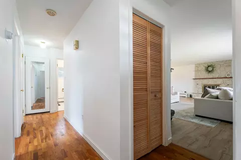Entry Way - 2215 E 6th Ave, Helena, MT 59601 photo 2 of 4