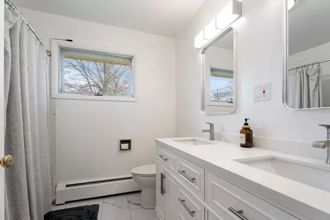 Bath - 2215 E 6th Ave, Helena, MT 59601 photo 1 of 2