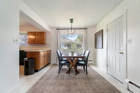 Dining - 2215 E 6th Ave, Helena, MT 59601 photo 1 of 3