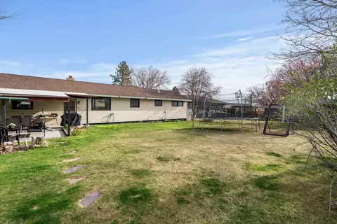 Exterior - 2215 E 6th Ave, Helena, MT 59601 photo 7 of 7