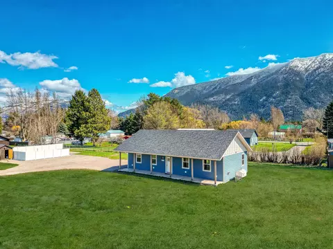 1093 Roost Way, Columbia Falls, MT 59912